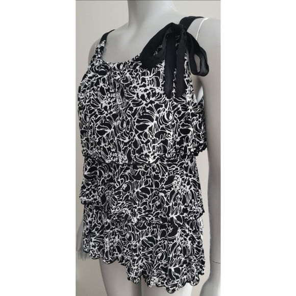 Style & Co. Petite layered sleeveless blouse - Picture 1 of 3